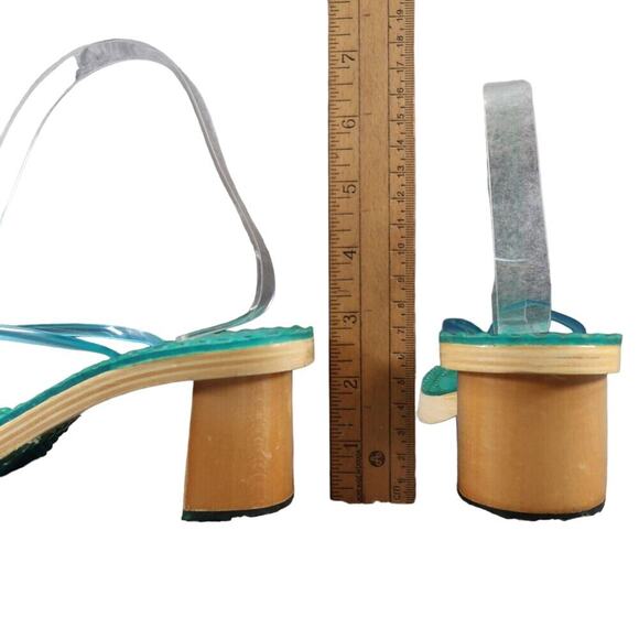 On Your Feet Womens 6.5 Sandals Retro 90's Y2k Block Heel Flip Flop Massage Blue - Picture 6 of 13